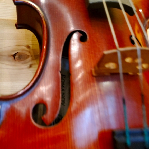 🔥 Violin- pro instrument w/ aged maple & FLAMES🔥 - Picture 2 of 11